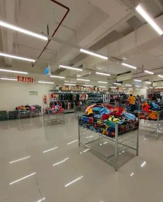 Dmart Kamptee Supermarket